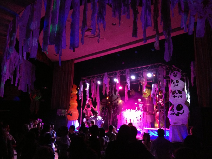 holloween-stage